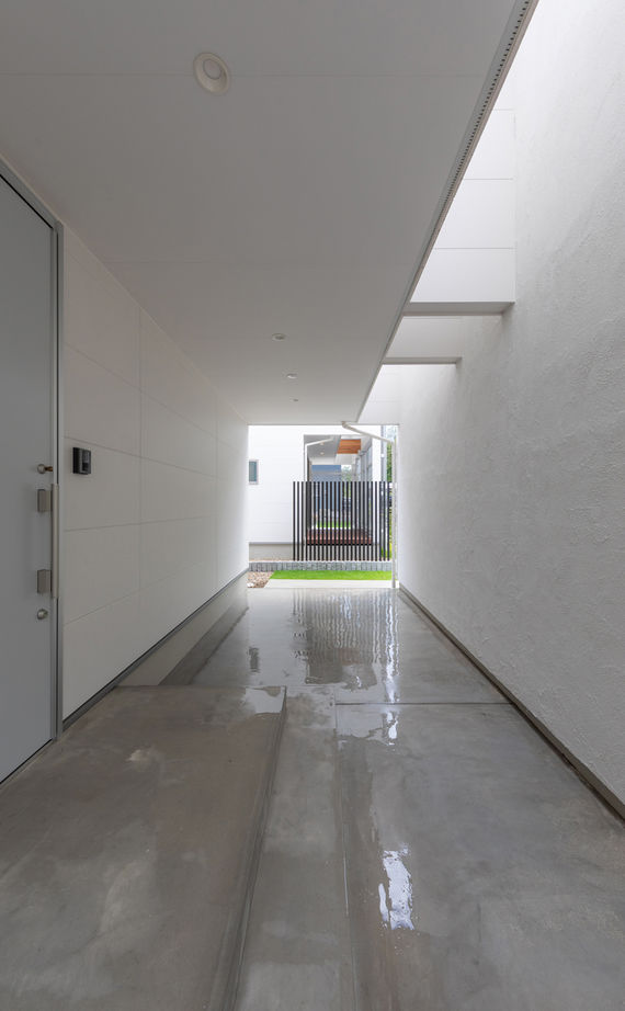 アーキホームライフ 【大阪・～2000万円・おしゃれな家】全方位に窓を配置した、光と風が通り抜ける２階リビングの家の建築実例画像10