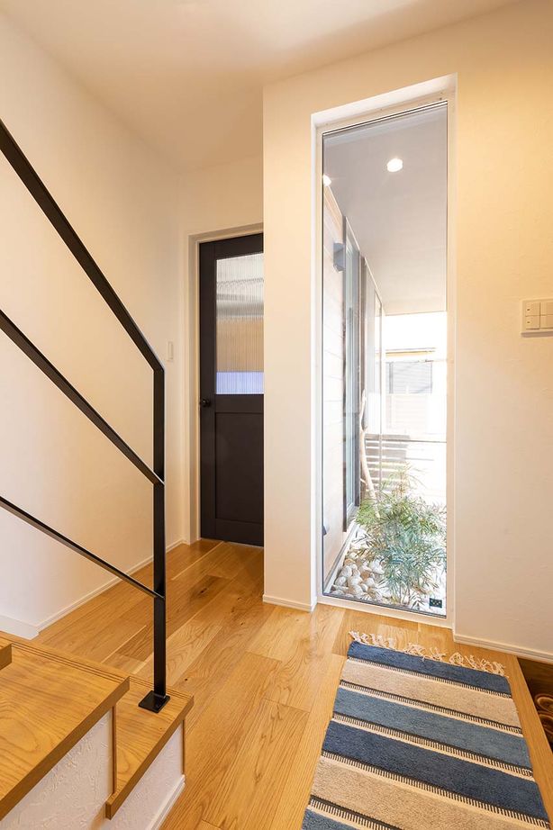 アーキホームライフ 【大阪・2000万円台・駐車場有】金属サイディングが映えるカリフォルニアテイストの住まい（間取り有）の建築実例画像9