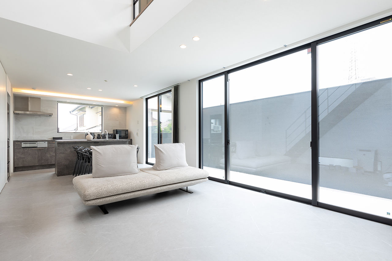 アーキホームライフ 【大阪・1000万円台・駐車場有】高級感のあるシンプルモダンなスタイリッシュハウス（間取り有）の建築実例画像5