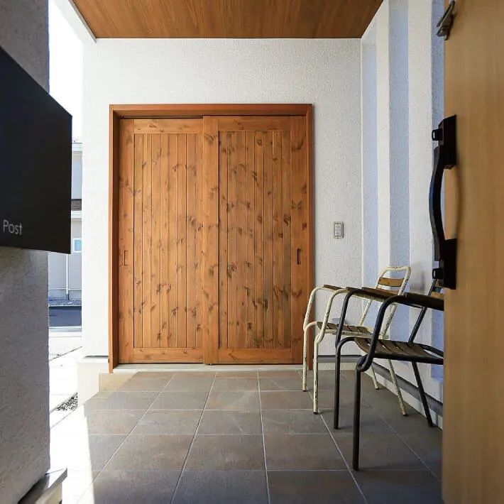 サンプロ 【4LDK・R壁・家事動線・建築士設計】クールさに込めた気遣いと安心の建築実例画像5