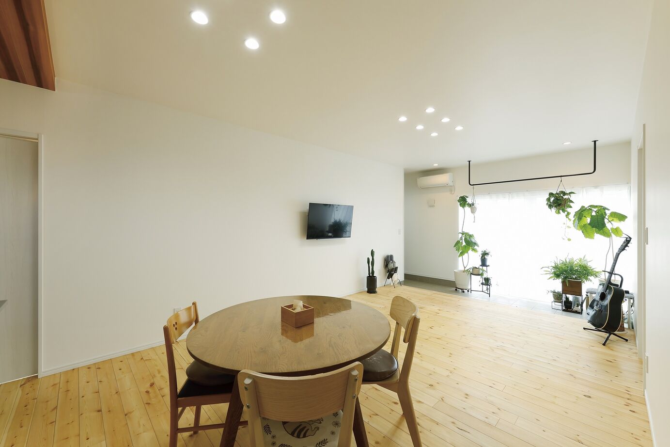 リバーフットホールディング 自由設計で希望を叶えた平屋　デザインにもこだわり個性的にの建築実例画像8