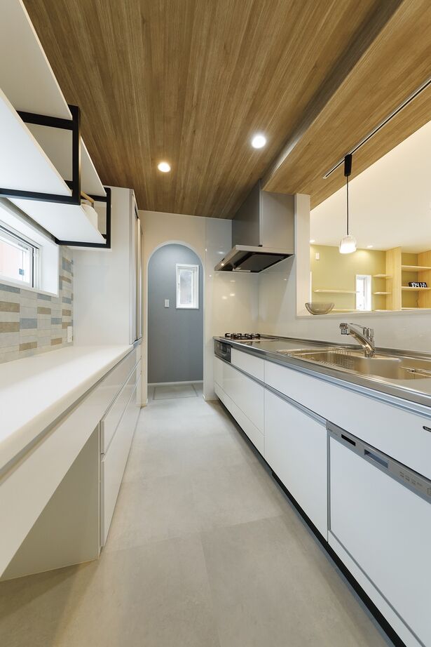 リバーフットホールディング 自由設計&予算内で夢を実現！　家族も友人も笑顔で過ごせる家の建築実例画像3