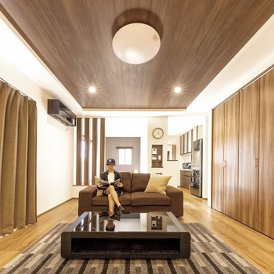 横尾材木店 【2000万円台】愛車を身近に感じるバイクガレージのある平屋。ブラウンで統一したＬＤＫで寛ぎの時間をの建築実例画像8