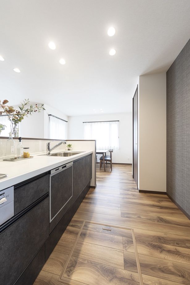 横尾材木店 【1900万円台】「おうちでちょこっとアウトドア」BBQやミニキャンプ家族の時間を楽しむ／4.5帖テラスデッキの建築実例画像5