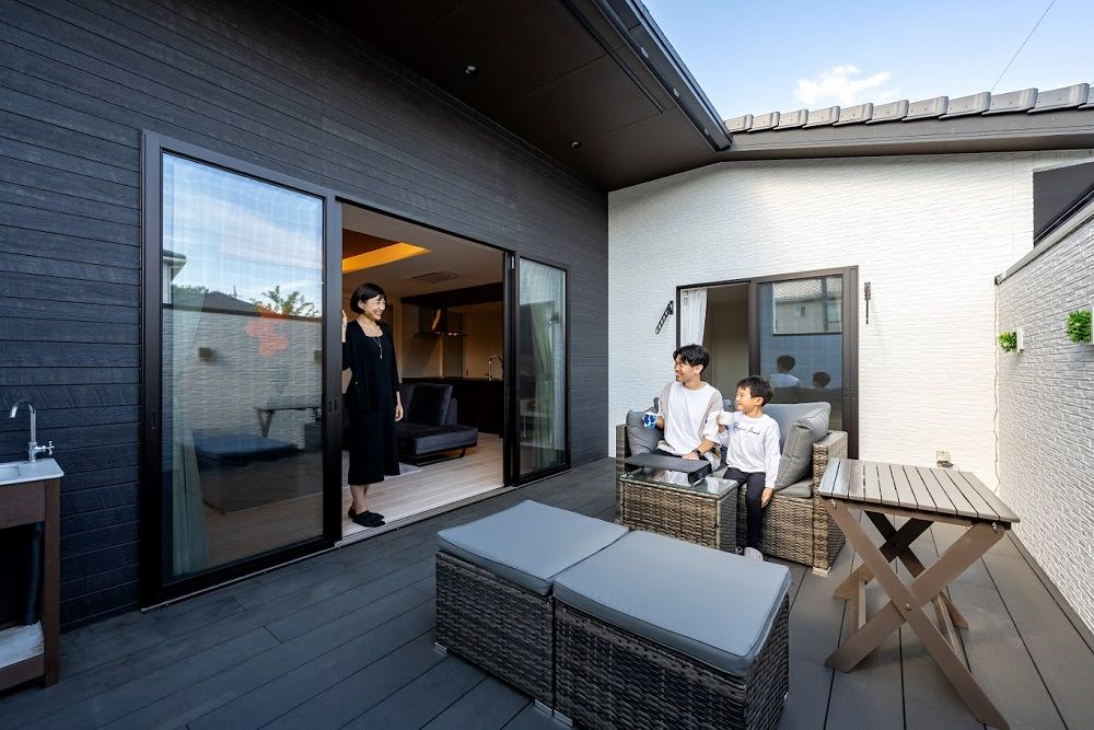 横尾材木店 【2700万円台】2LDK平屋／回遊動線ファミリークローゼット・ランドリールーム／中と外が繋がるウッドデッキの建築実例画像3