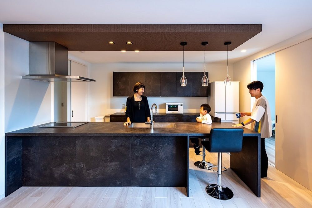 横尾材木店 【2700万円台】2LDK平屋／回遊動線ファミリークローゼット・ランドリールーム／中と外が繋がるウッドデッキの建築実例画像7