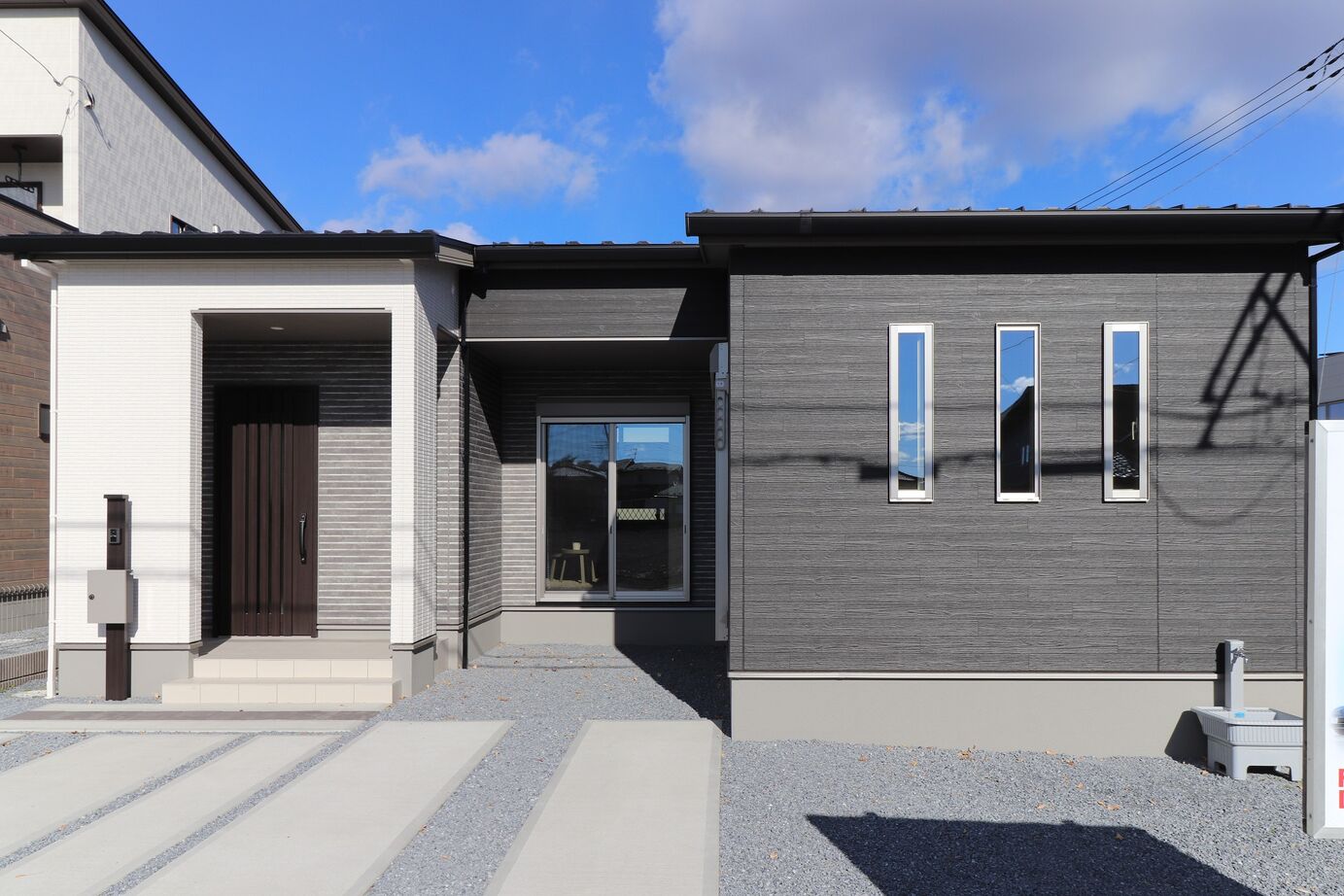 横尾材木店 【1939万円】2人暮らし/平屋/1.5階建て/ロフト/天井高4ｍ/無駄がなく2人暮らしにぴったり コンパクトな平屋の建築実例画像10