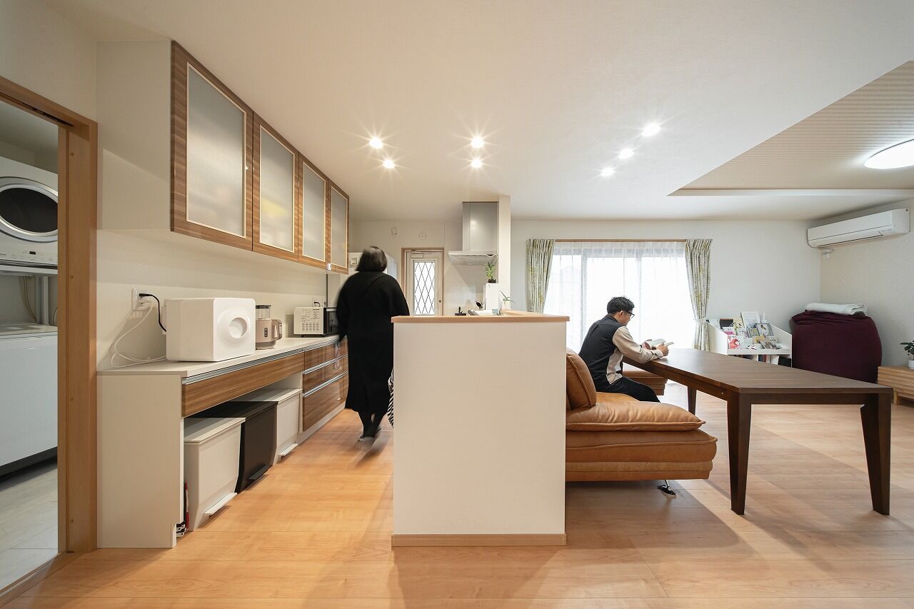 横尾材木店 【1800万円台】温水式床暖房／ペットに優しい床／ナチュラルで心地よいLDKと広々ランドリールームのある家の建築実例画像3