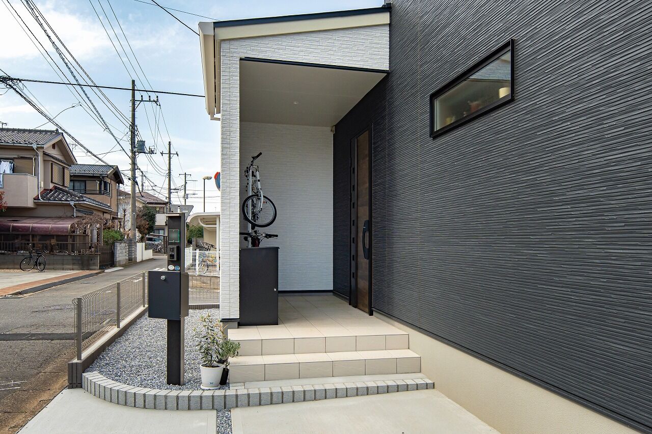 横尾材木店 【1800万円台】温水式床暖房／ペットに優しい床／ナチュラルで心地よいLDKと広々ランドリールームのある家の建築実例画像9