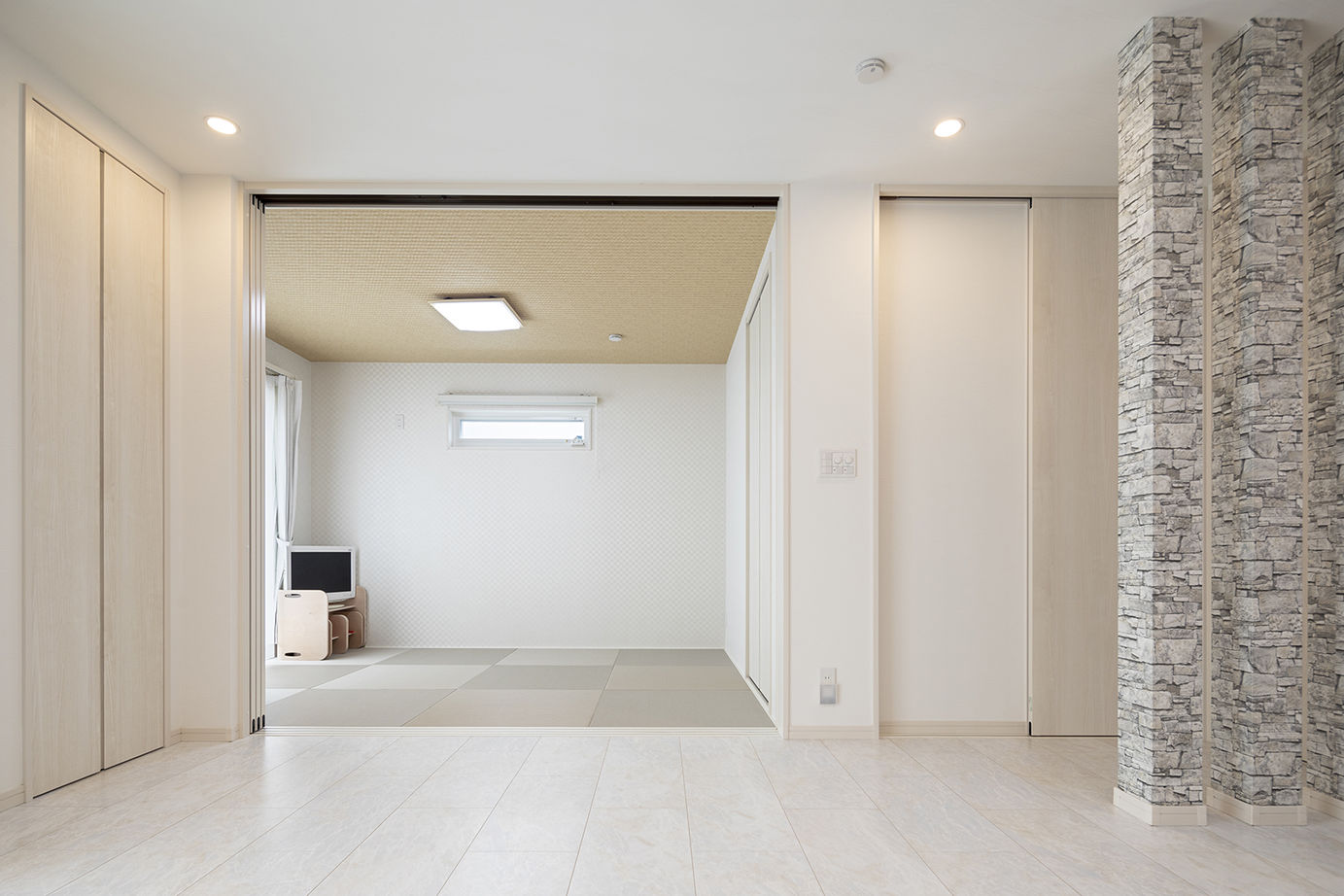 住宅情報館 【1500万～1999万円／デッキ／収納充実／間取図有】夢だった対面キッチンや、BBQできる庭を叶えた住まいの建築実例画像6