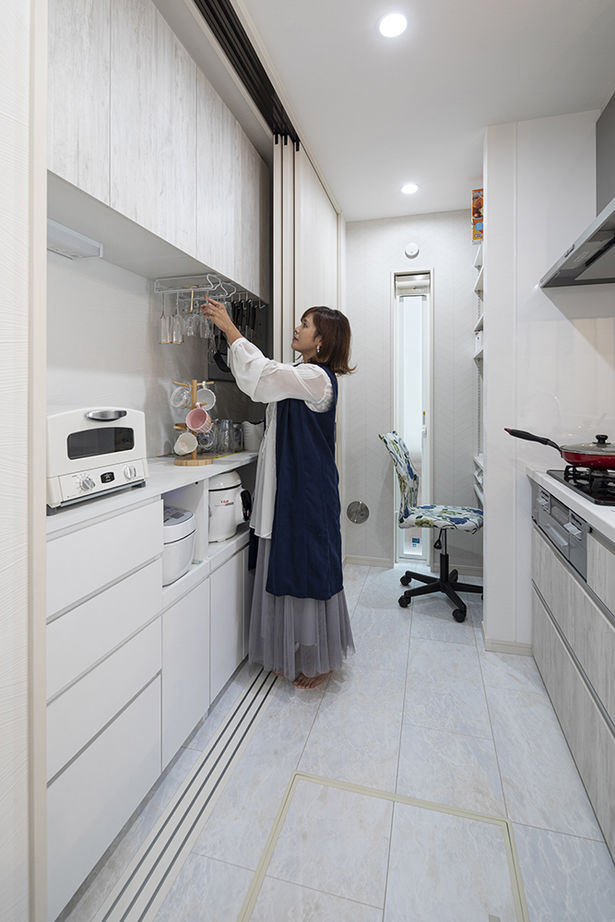 住宅情報館 【1500万～1999万円／デッキ／収納充実／間取図有】夢だった対面キッチンや、BBQできる庭を叶えた住まいの建築実例画像9