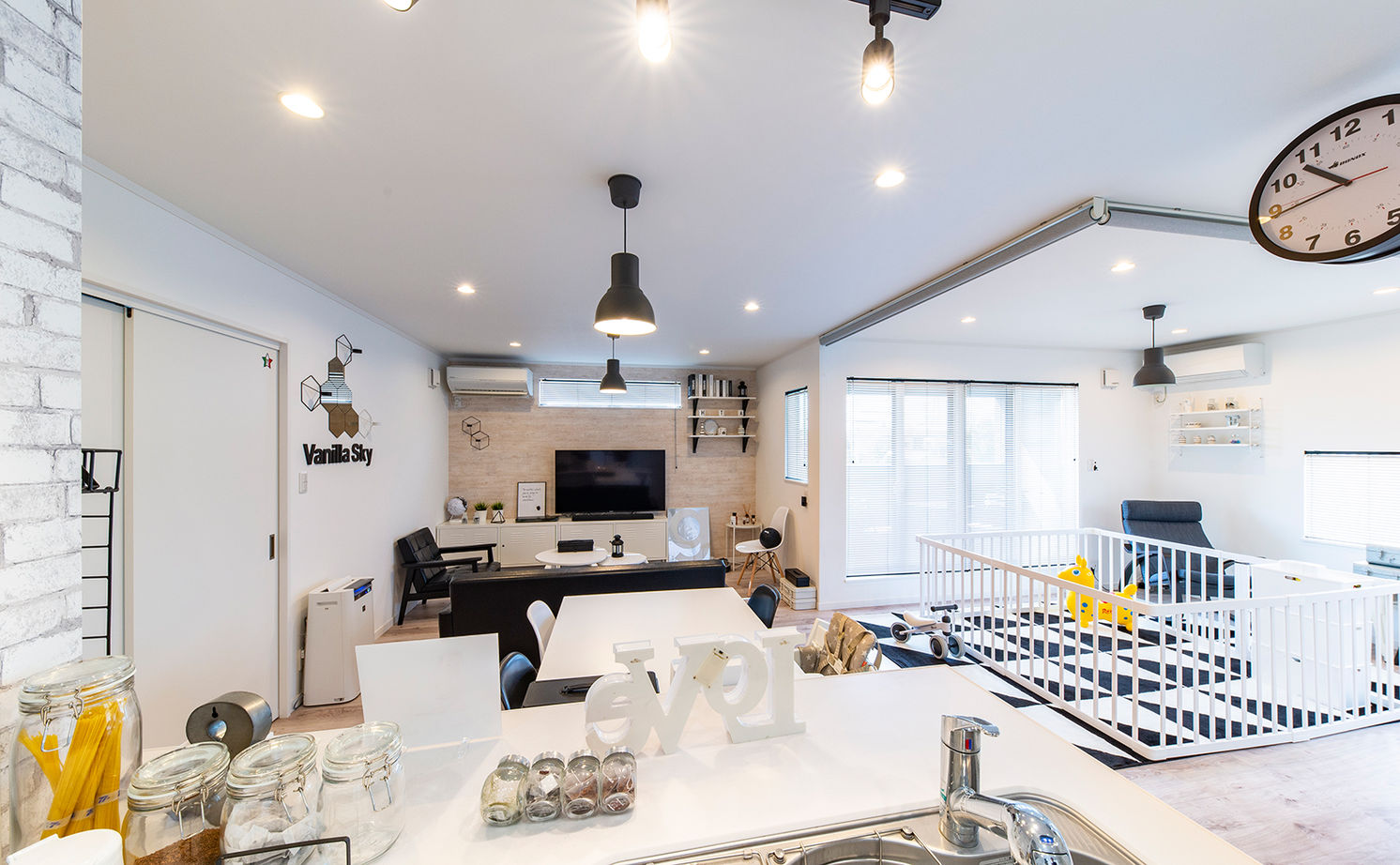 ニッケンホーム 【愛知県一宮市/太陽光発電】予算内で叶えた46.5坪のおしゃれな二世帯住宅！生活音まで配慮した間取りの建築実例画像7