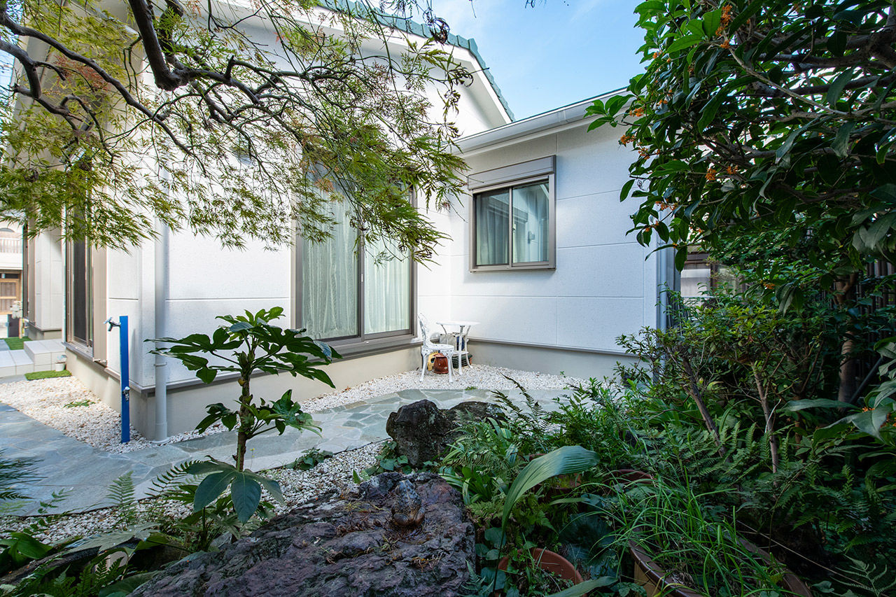 ニッケンホーム 【平屋/20坪台/バリアフリー】狭小地、採光難でも間取りの工夫で日差しを取り込む開放的な家の建築実例画像2