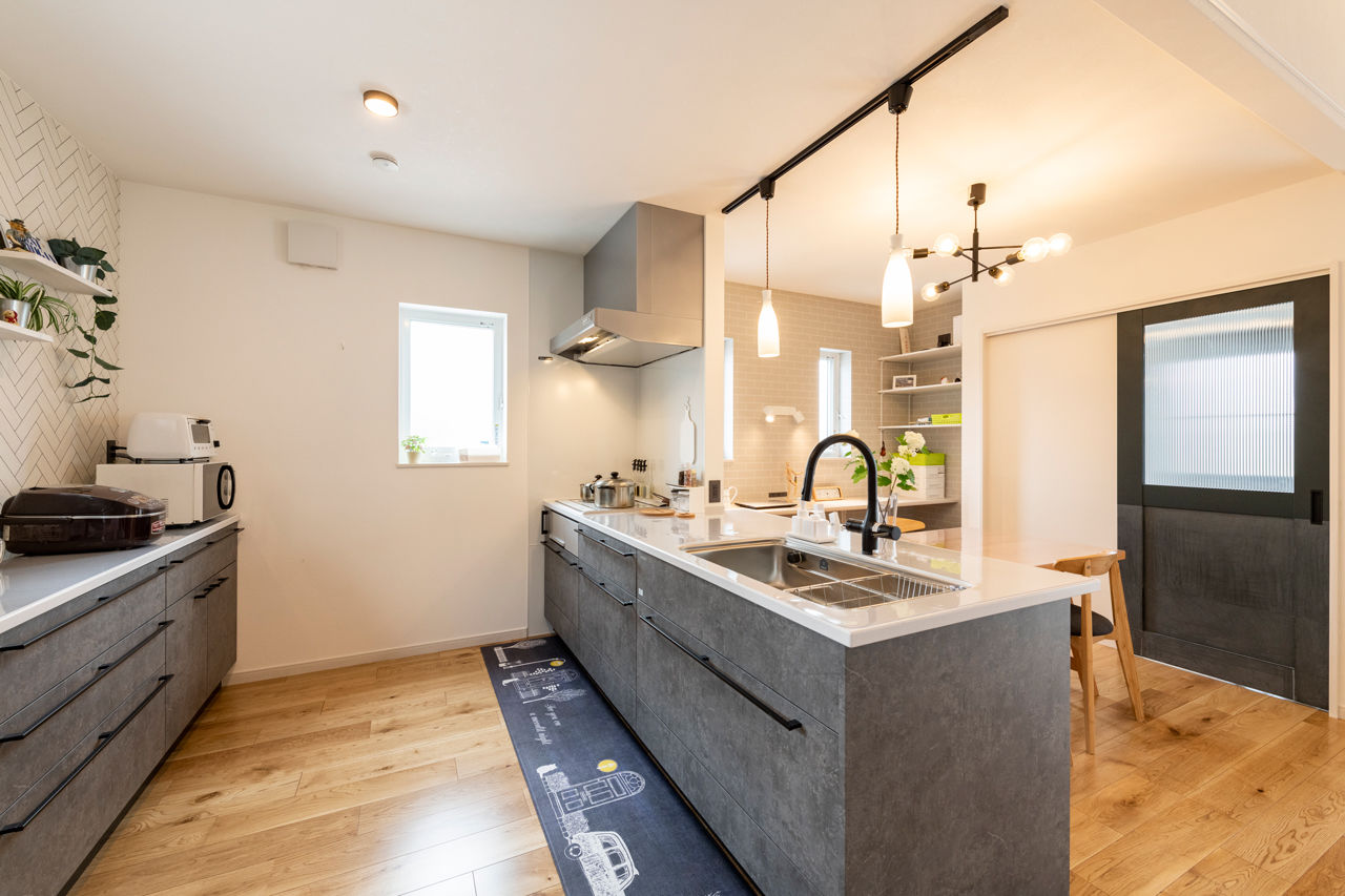 ニッケンホーム 【平屋風/間取り図】住みやすい平屋の暮らしに2階居室をプラス!ZEH性能×価格に納得の住宅実例の建築実例画像6