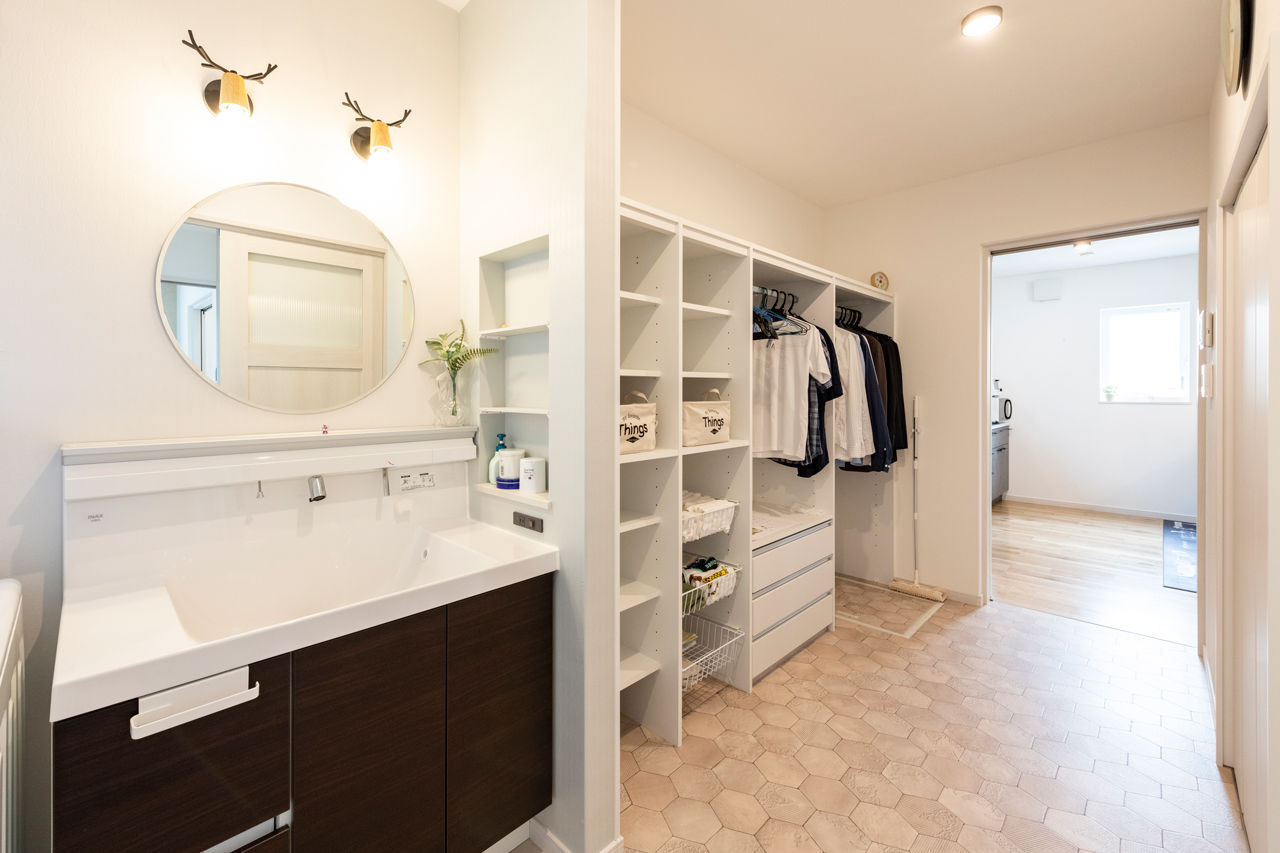 ニッケンホーム 【平屋風/間取り図】住みやすい平屋の暮らしに2階居室をプラス!ZEH性能×価格に納得の住宅実例の建築実例画像7