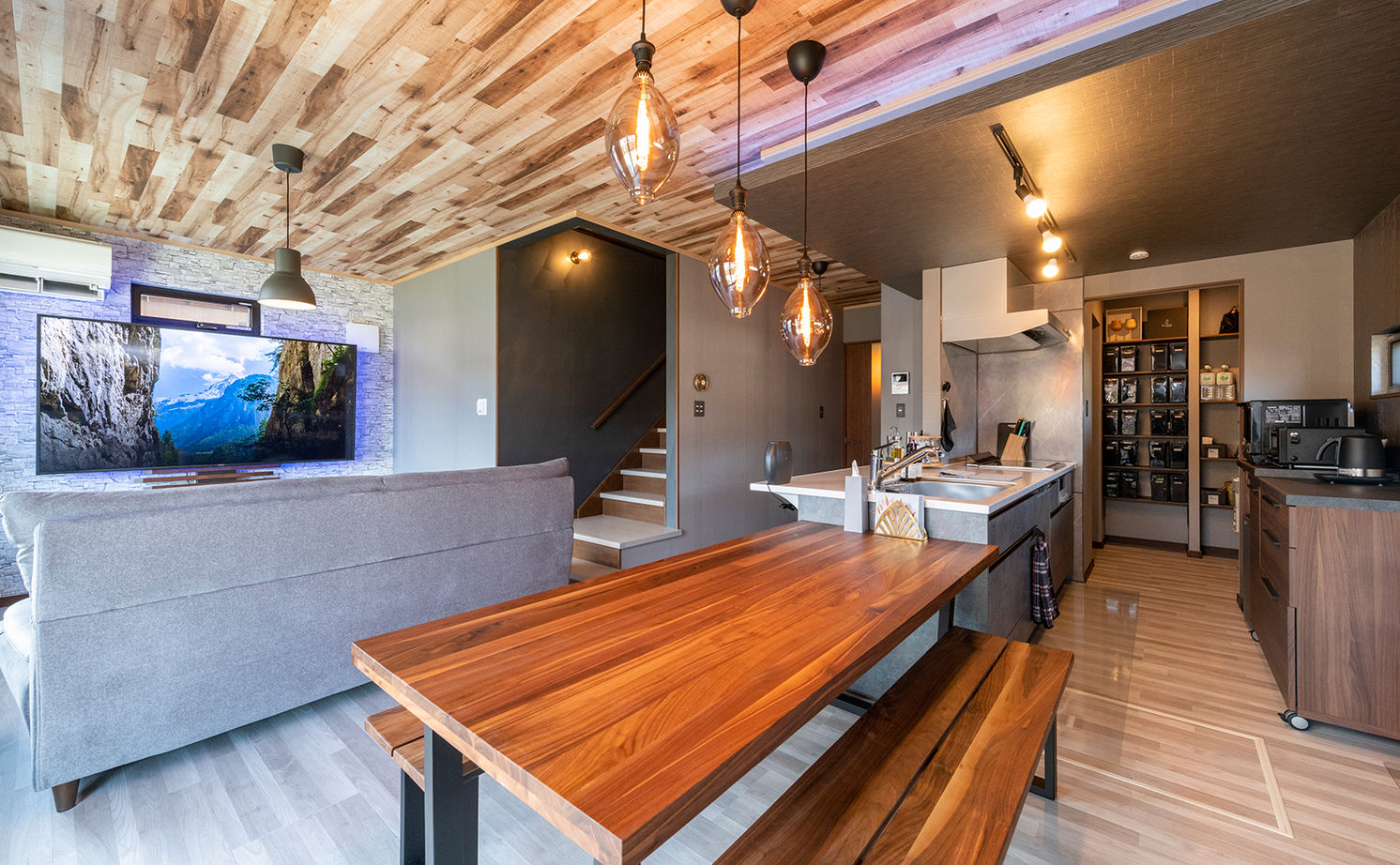 ニッケンホーム 【ホテルライク/間取り図】空間の連続性が開放感を生む。ホテルのような居心地のZEH住宅の建築実例画像5