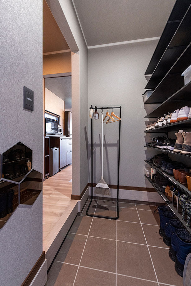 ニッケンホーム 【ホテルライク/間取り図】空間の連続性が開放感を生む。ホテルのような居心地のZEH住宅の建築実例画像14