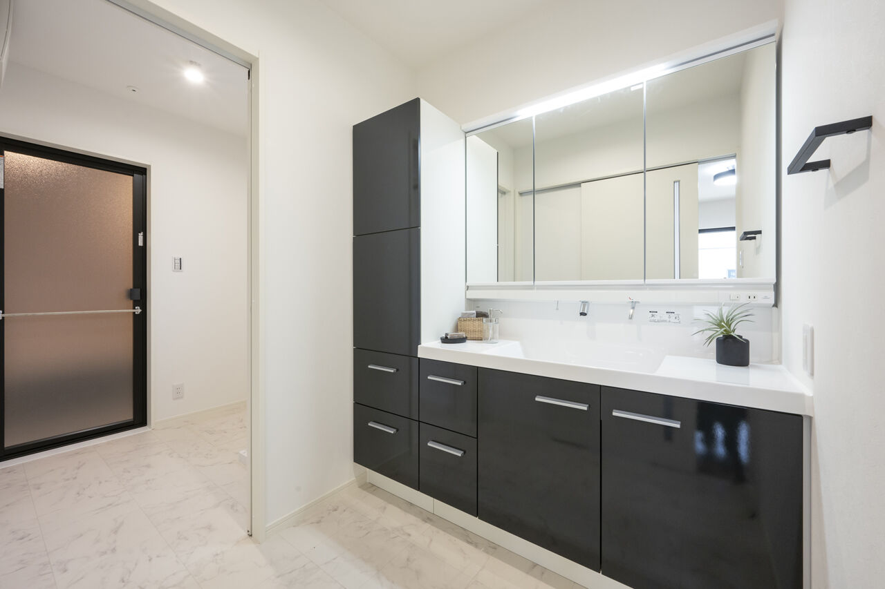 ニッケンホーム 【一宮市/2000万円台/間取り図】野球好き家族が叶えた理想の暮らし。椰子が似合う緑ガルバ×木目のZEH住宅の建築実例画像10