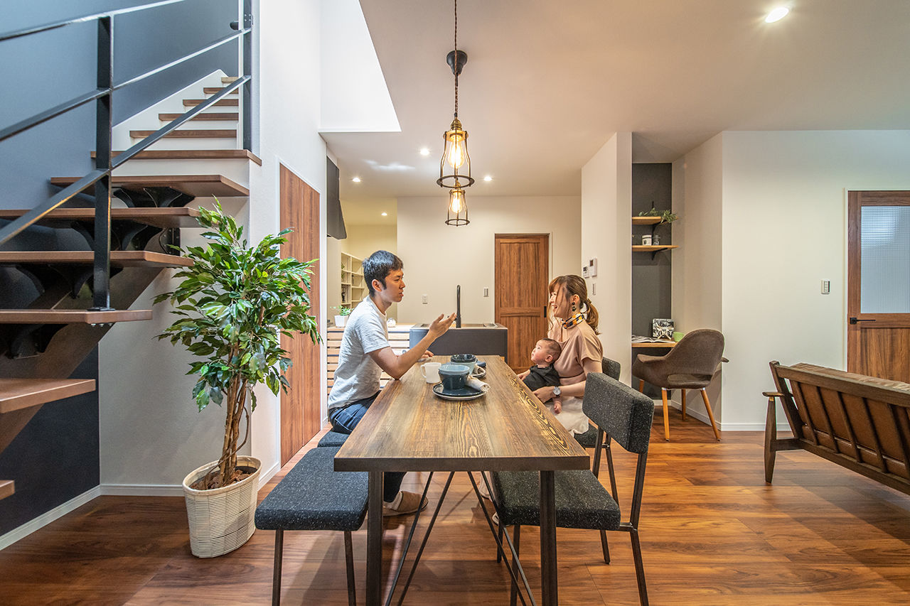 アニバーサリーホーム 【半田/間取図/ローコスト住宅/30坪/狭小】コンパクトでヴィンテージ感のあるおしゃれな1000万円台で実現の建築実例画像3