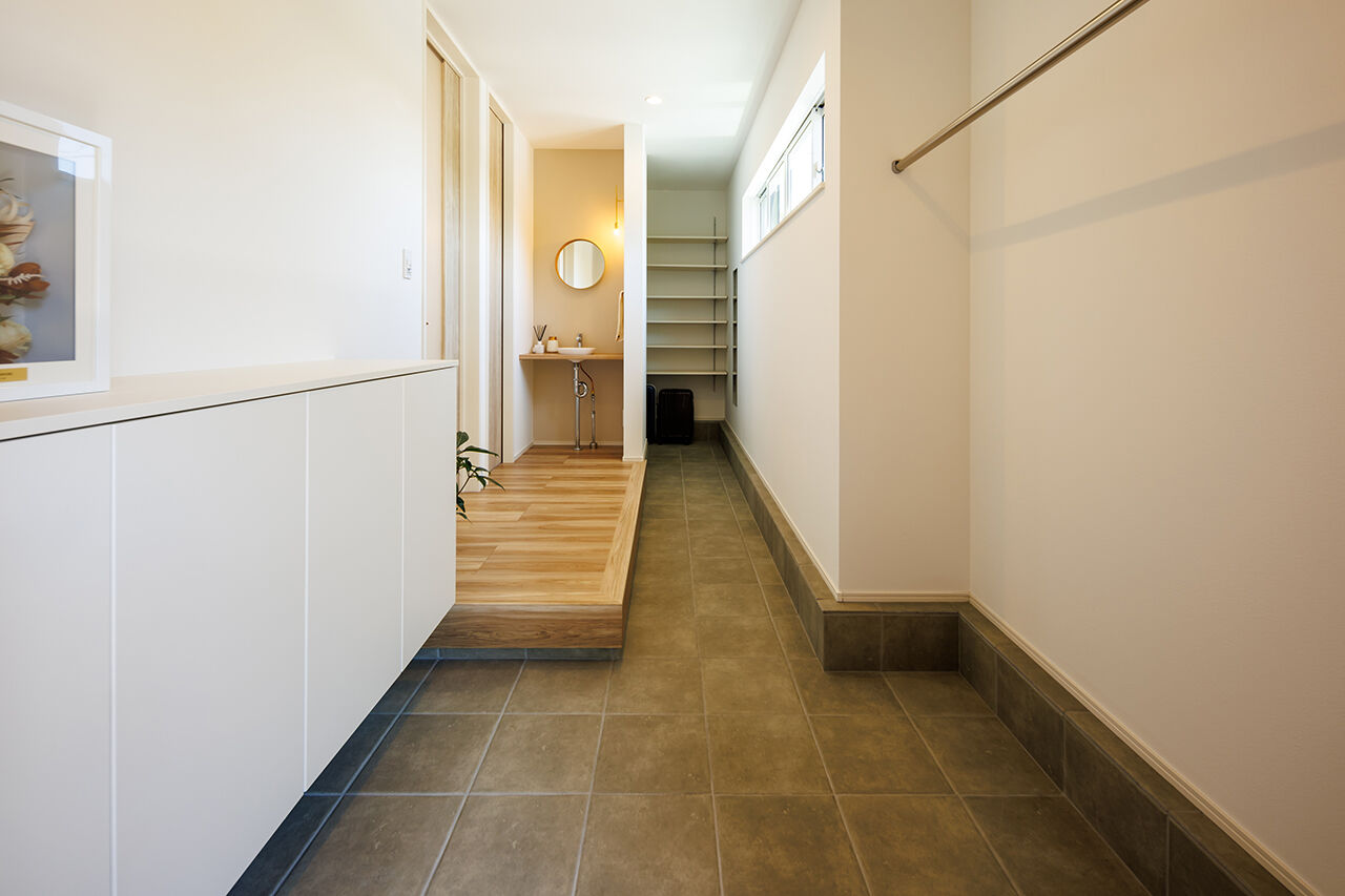 アニバーサリーホーム 【東海市／3100万円台／平屋／収納充実／間取図】完璧な家事動線をめざした中庭囲む回遊プランが自慢の平屋の建築実例画像9