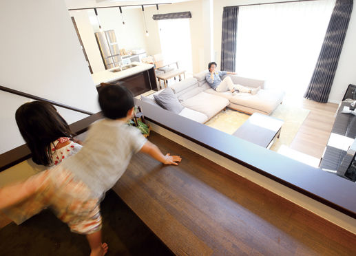 プエルダホーム 【中2階/吹抜け/屋上/土地探しから】広大な風景を望む屋上でBBQやプール、星空を楽しむ、寛ぎ空間の建築実例画像5