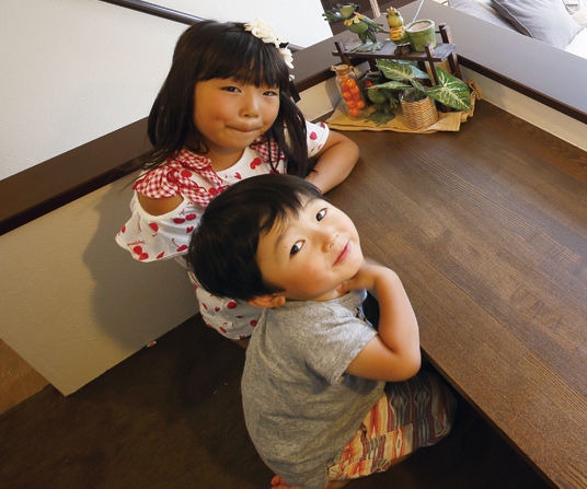 プエルダホーム 【中2階/吹抜け/屋上/土地探しから】広大な風景を望む屋上でBBQやプール、星空を楽しむ、寛ぎ空間の建築実例画像8