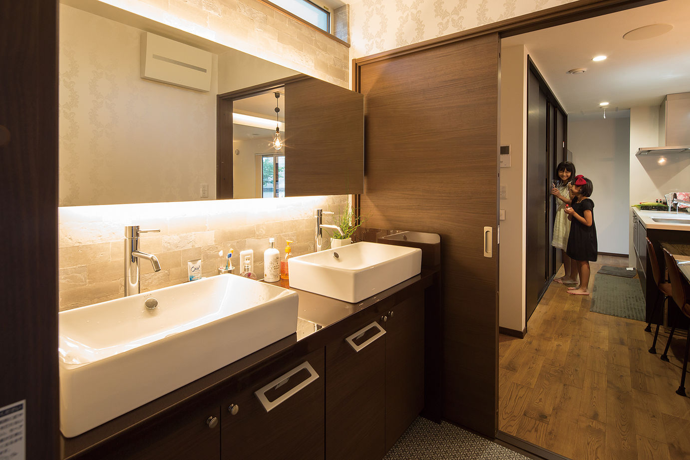 プエルダホーム 【屋上/書斎/露天風呂/6LDK間取図】「心にゆとりが持てるようになりました」開放的で笑い声が続く家の建築実例画像7