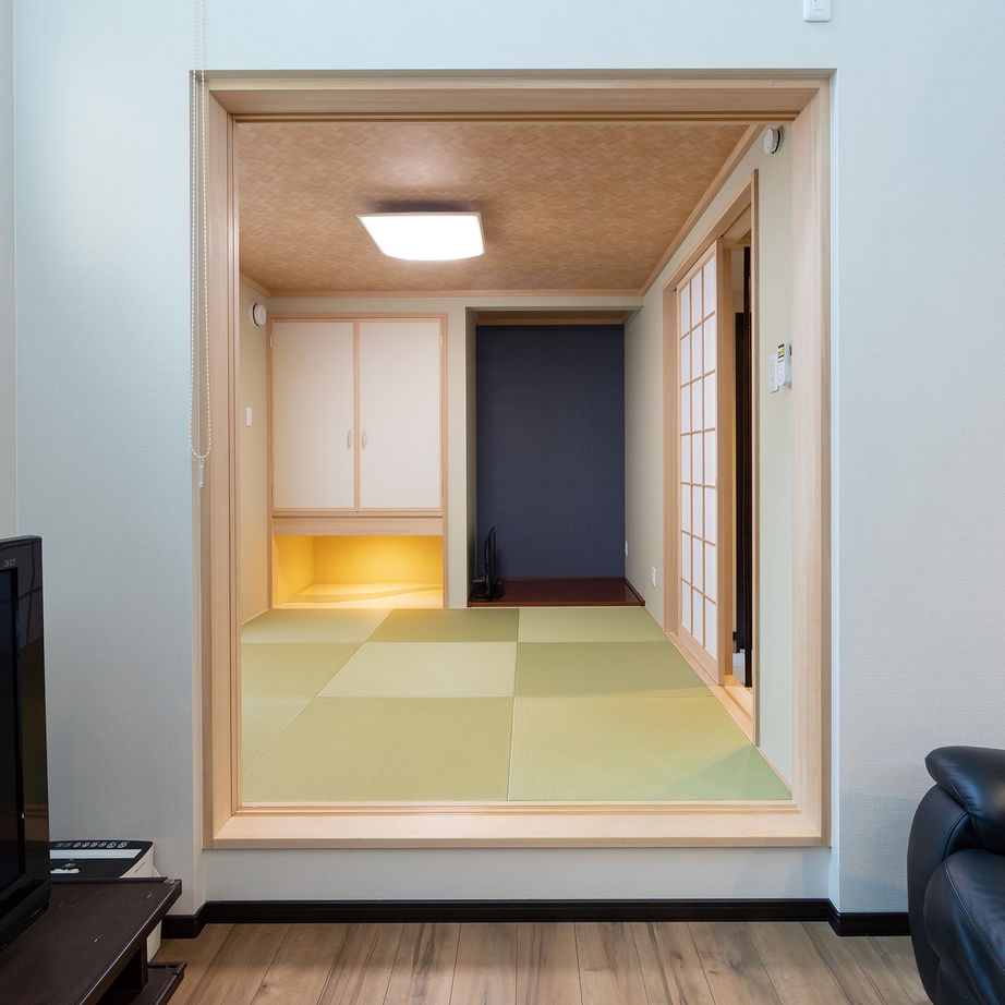 プエルダホーム 【札幌市/5人家族(二世帯)】モデルハウスを参考に。中庭で繋がる分離型二世帯住宅で優雅な暮らしの建築実例画像5