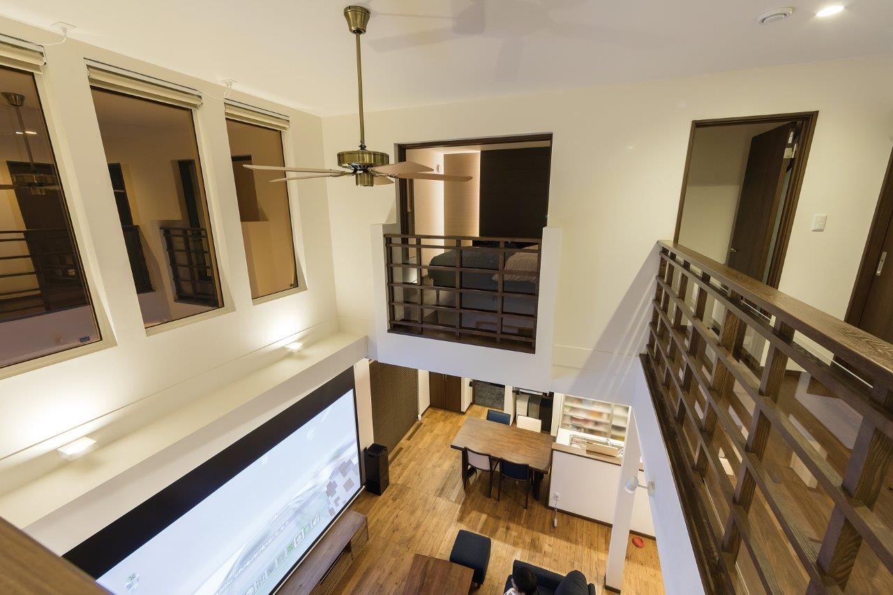 プエルダホーム 【屋上/ビルトインガレージ/ホームシアター】モデルハウスの体感が決め手「どこにもない開放感でした」の建築実例画像2