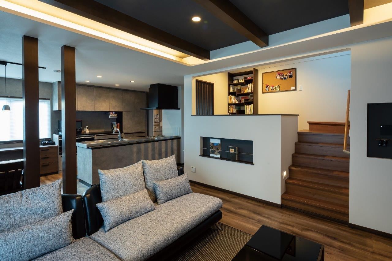 プエルダホーム 【千歳市/4LDK/和室】日々を特別にくつろげる場所へ、和で叶えた「想像以上の居心地」の和モダンの住まいの建築実例画像7