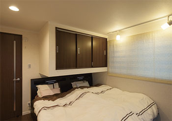 秀建（シュウケン） 【京都府/1500万円台/狭小/３階建て】京都府で1500万円台で叶える16坪の狭小地に建つ３階建ての２世帯住宅 の建築実例画像4