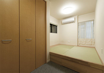 秀建（シュウケン） 【京都府/1500万円台/狭小/３階建て】京都府で1500万円台で叶える16坪の狭小地に建つ３階建ての２世帯住宅 の建築実例画像5