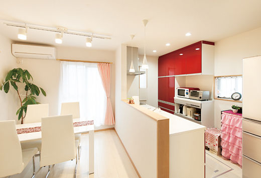 秀建（シュウケン） 【京都府/1500万円台/狭小/3階建て】京都府の狭小地に建つ店舗を兼ねた3階建ての家の実例（間取り図有） の建築実例画像5