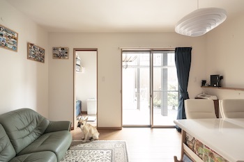 秀建（シュウケン） 【京都府/1000万円台/平屋/約20坪】京都府で住宅密集地に建つペットの犬と暮らす平屋住宅（間取り図有） の建築実例画像3