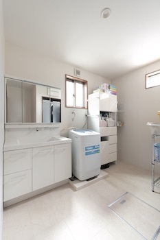 秀建（シュウケン） 【京都府/1000万円台/平屋/約20坪】京都府で住宅密集地に建つペットの犬と暮らす平屋住宅（間取り図有） の建築実例画像7