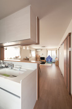 秀建（シュウケン） 【京都府/1000万円台/狭小/3階建て/敷地約26坪】京都府の狭小地に建つロフトを備えた3階建て二世帯住宅の建築実例画像3