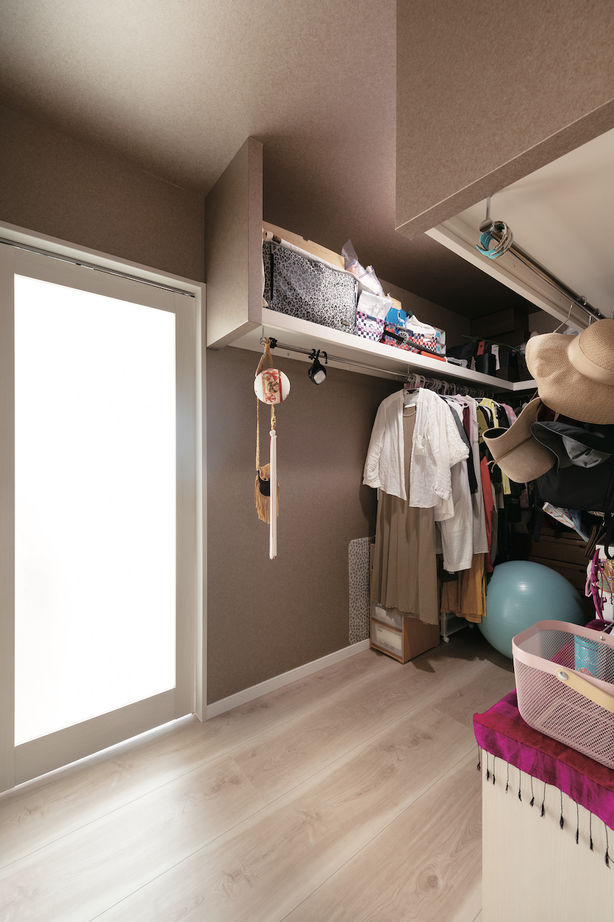 秀建（シュウケン） 【京都府/2000万円台/平屋】家事がしやすくて多収納。住宅街の中に建つ平屋の2世帯住宅（間取り図有）の建築実例画像6