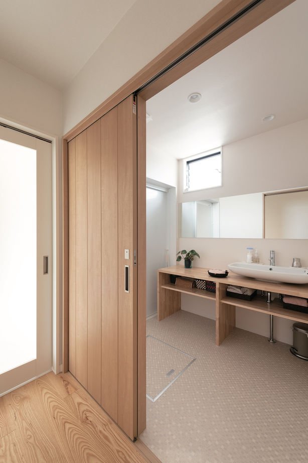 秀建（シュウケン） 【京都府/2000万円台/平屋】家事がしやすくて多収納。住宅街の中に建つ平屋の2世帯住宅（間取り図有）の建築実例画像7