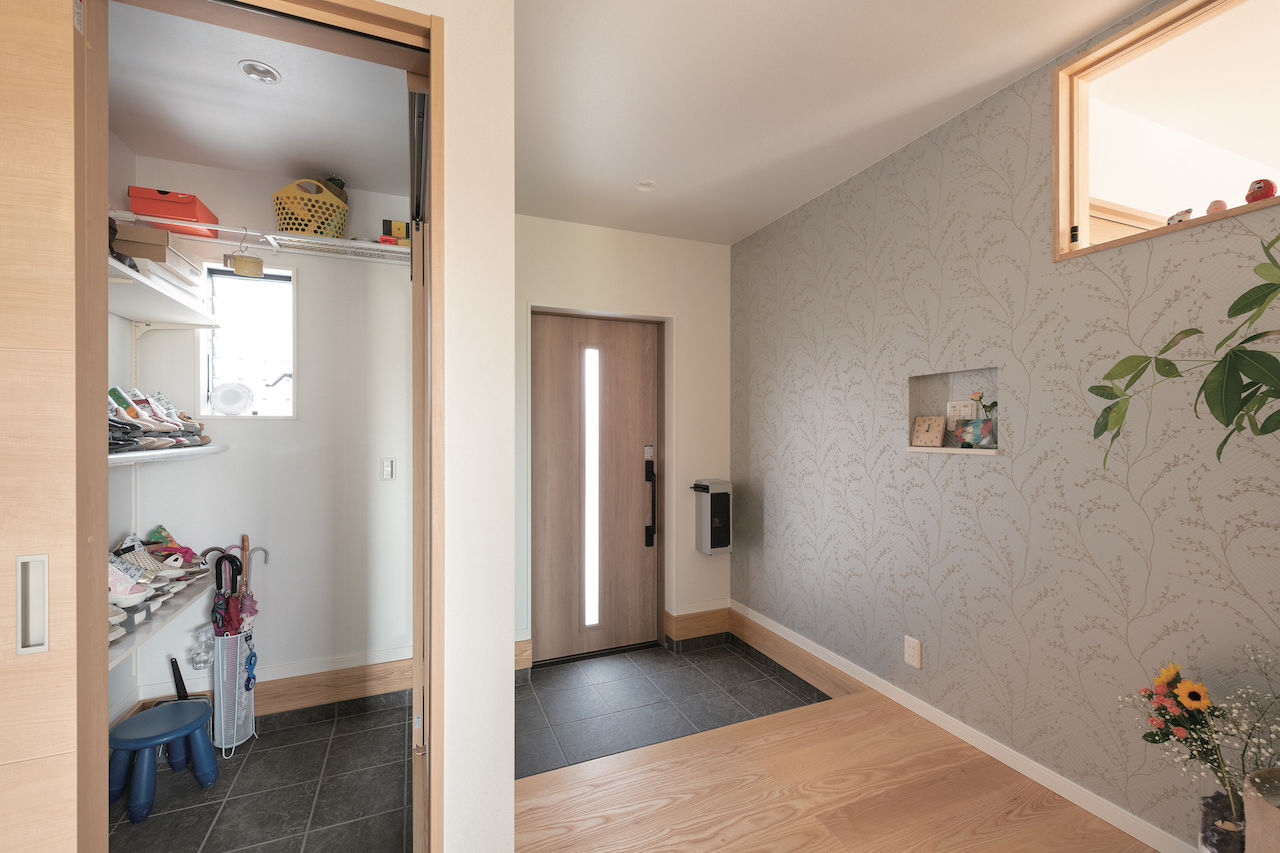 秀建（シュウケン） 【京都府/2000万円台/平屋】家事がしやすくて多収納。住宅街の中に建つ平屋の2世帯住宅（間取り図有）の建築実例画像9