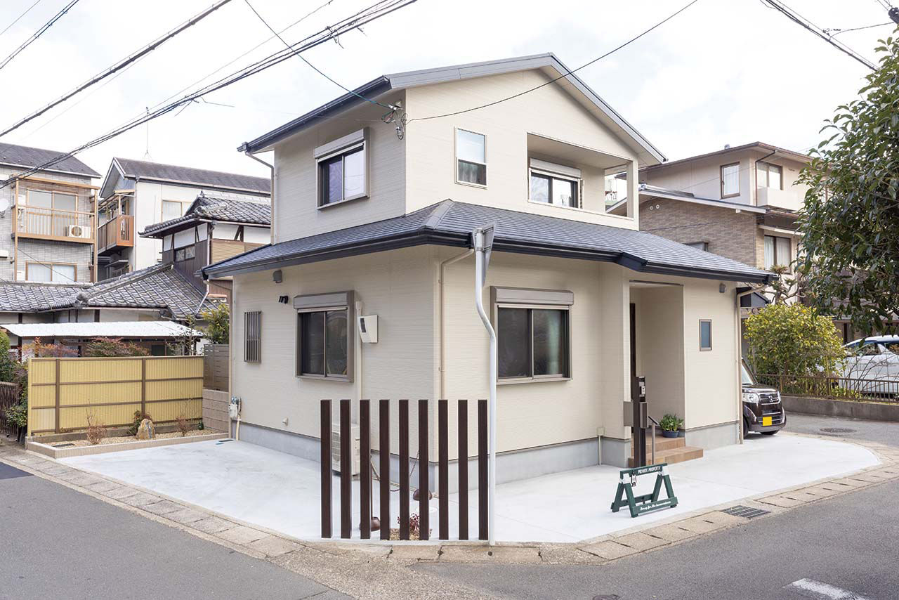 秀建（シュウケン） 【京都府/1000万円台前半】暗さや寒さ、耐震の不安を解消。家族でゆったり過ごす家（間取り図有）の建築実例画像1