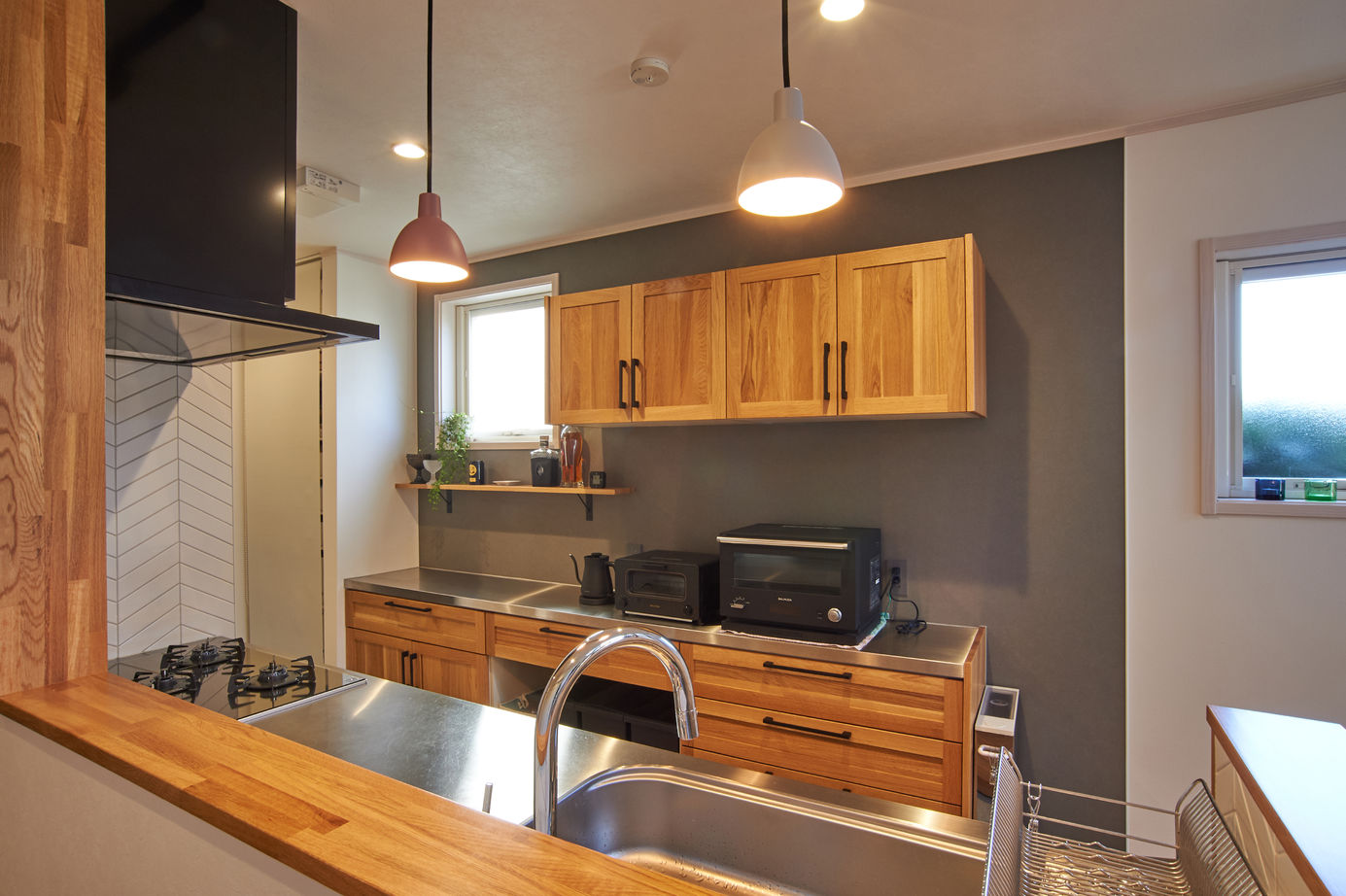 ジューテックホーム 【逗子市/2000万円台/30坪台/高気密高断熱】木製サッシの温かみ。伸びやかな吹き抜けで家族が繋がる家の建築実例画像6