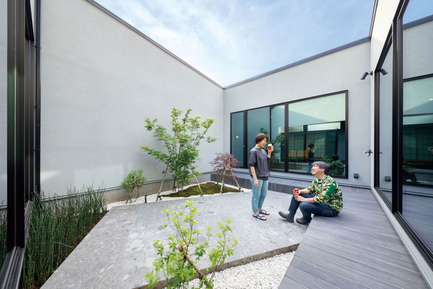 ジューテックホーム 【神奈川県/平屋/間取り図】北欧家具からイメージした中庭のある家。木やタイルの素材にくつろぐ大人の空間の建築実例画像8