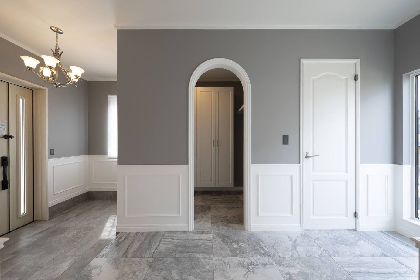 ジューテックホーム 【鎌倉市/3000万円台/40坪台/間取り図】吹抜にのびやかな光を感じるグレイッシュなエレガントスタイルの建築実例画像6