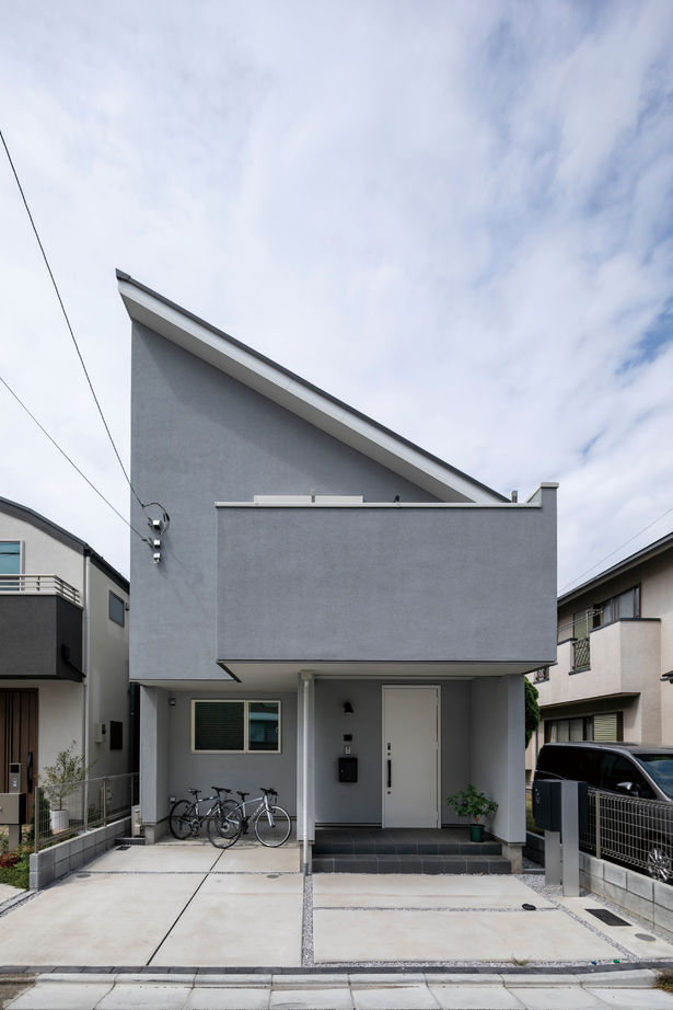 ジューテックホーム 【3000万円台/30坪台/タイル床】憧れのオーダーキッチンと吹抜の広がり。料理とレコードを愉しむ空間の建築実例画像2