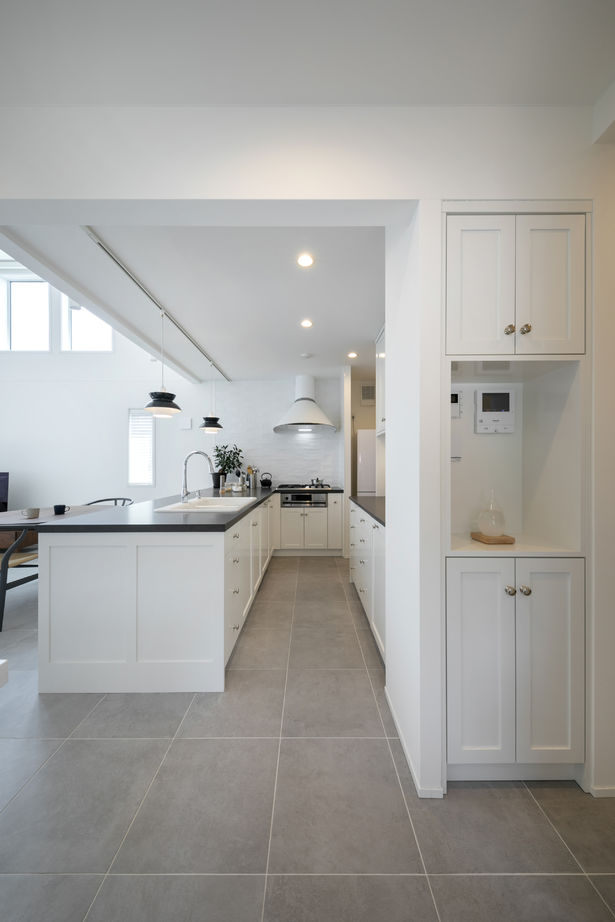 ジューテックホーム 【3000万円台/30坪台/タイル床】憧れのオーダーキッチンと吹抜の広がり。料理とレコードを愉しむ空間の建築実例画像4