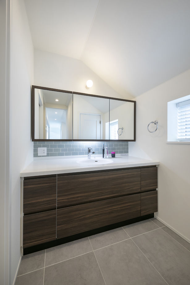 ジューテックホーム 【3000万円台/30坪台/タイル床】憧れのオーダーキッチンと吹抜の広がり。料理とレコードを愉しむ空間の建築実例画像7