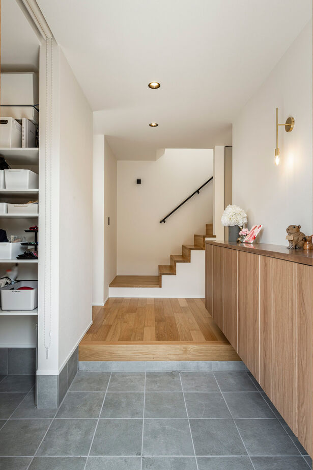 ジューテックホーム 【3000万円台/収納充実/家事動線/間取図】実家で体感した住宅性能に信頼。シンプルな空間で心地よく暮らすの建築実例画像8