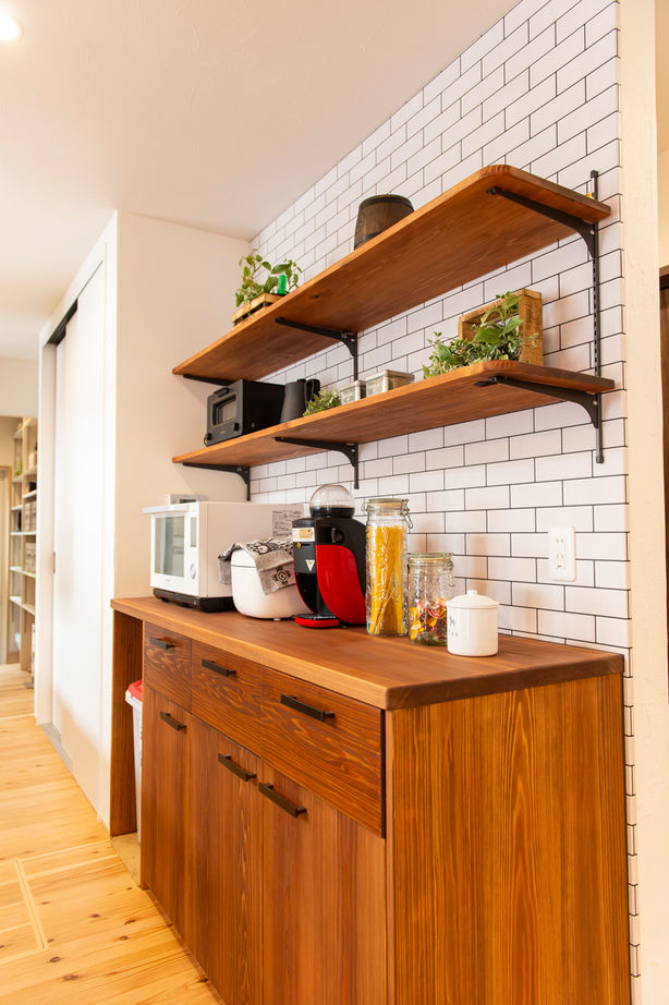 建築工房 和 -nagomi- 【奈良県橿原市/3000万円台】十津川の木と漆喰で心地いい空間で、家族の触れ合いを大切にしてプランニングの建築実例画像3