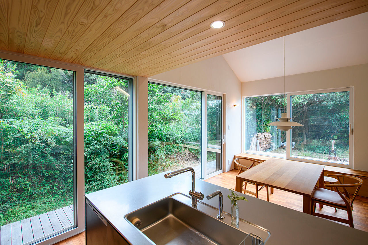 建築工房 和 -nagomi- 【奈良県奈良市/間取り図有】大開口から緑の景色を採り込んだ、心癒される和モダンの平屋の建築実例画像6