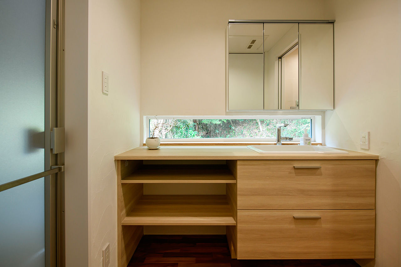 建築工房 和 -nagomi- 【奈良県奈良市/間取り図有】大開口から緑の景色を採り込んだ、心癒される和モダンの平屋の建築実例画像10